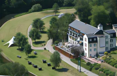 Cocoon Hotel Belair Hotels near Centre Culturel LAREI