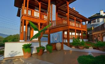 Hotel Azmakhan