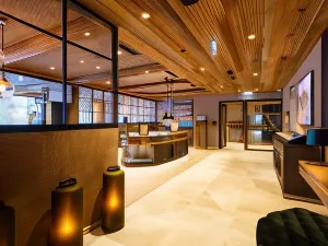 The Matthew - Copper Lodge