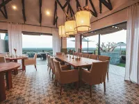 Otjiwa Safari Lodge Hotels in Очиваронго