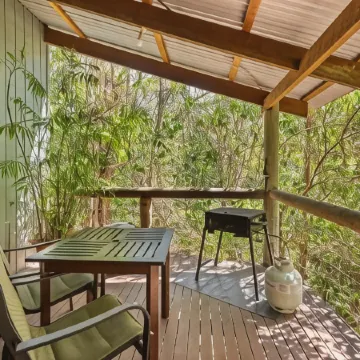 Hunchy Hideaway Отели рядом с достопримечательностью «Mapleton Observatory»