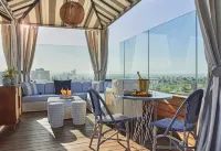 Sixty Beverly Hills Hotels in Beverly Hills