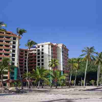 Marina Cove Resort Hotel Exterior