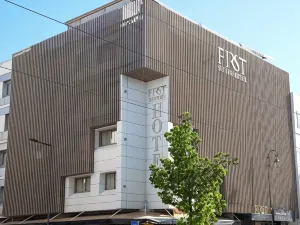 퍼스트 스위트 호텔