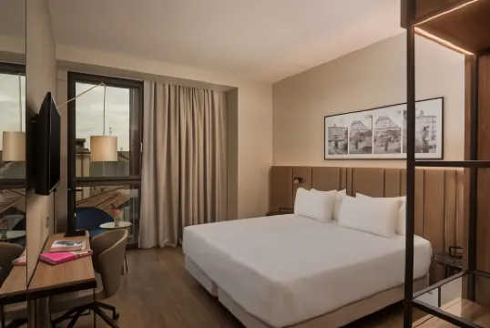 เอ็นเอช มิลาโน คอร์โซ บัวโนส ไอเรส