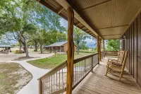 Vineyard Trail Cottages- Adults Only Hôtels à : Fredericksburg