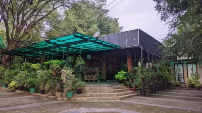 Haritha Holidays Hotels in Giritale