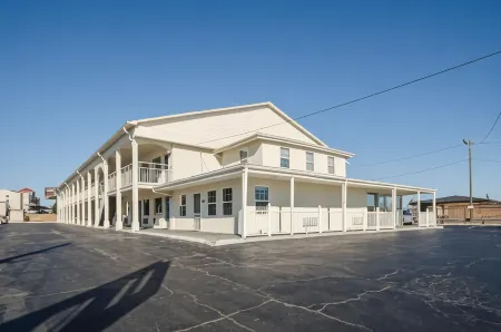 Motel 6 Commerce, GA