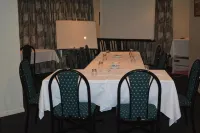 Rocky Gardens Motor Inn Rockhampton Hotels in Allenstown