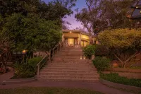 The Lighthouse - Formerly Known As Utan Sea Resort