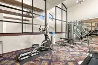 Best Western West Towne Suites Hotels in Verona