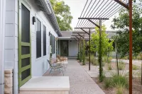 Talbot Commons Hotel
