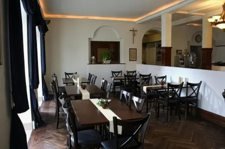 Schlosshof Anno 1743