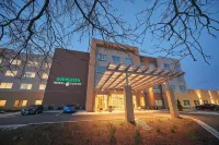 Gundersen Hotel & Suites Hotels in La Crosse