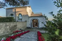 Villa Avellino Historic Residence - parking
