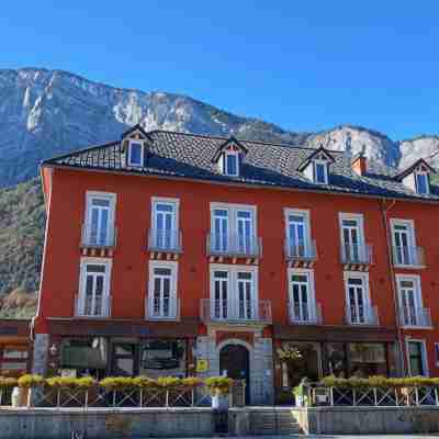 hôtel oberland Hotel Exterior