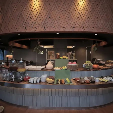 Dilijani Tun Hotel & Restaurant