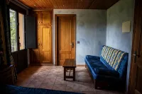 Hostal Cal Franciscó Hotels in Cava