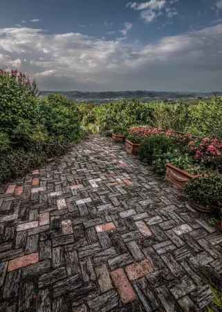 Villa Bricco dei Cogni Отели в г. Бра