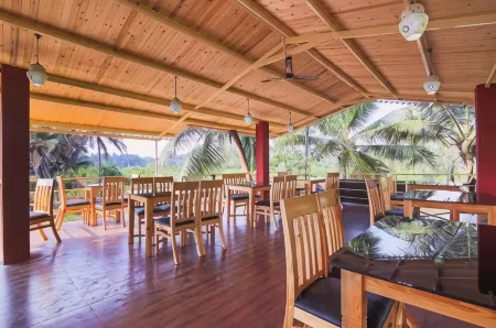 Casa Seaesta Beach Cottages and Suites