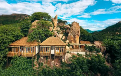 Escalade Experience Hotels near Công viên Đá Ninh Thuận