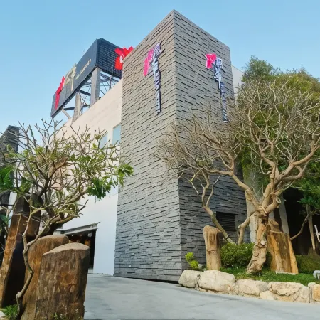 Orient Luxury Villa Motel