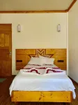Bougainvillea Inn - Maldives Hotel di Vashugiri