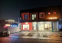 Hotel Anders Permata Millenium Hotel dekat AIRAJANEETA Store Shopee