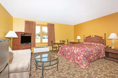 Knights Inn Hadley Отели в г. 