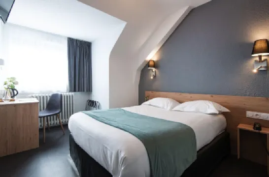 Le Paris Brest Hotel Hotels near Les Champs Libres