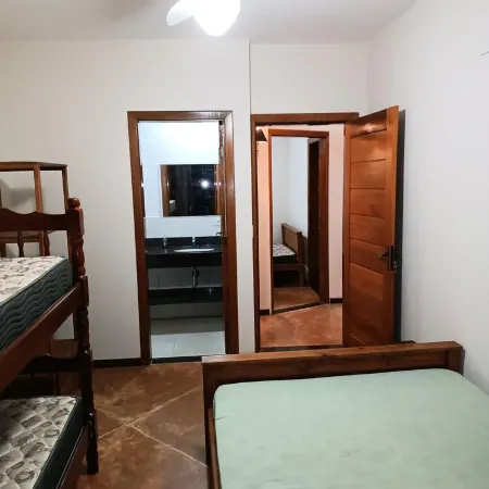 House 7 SUITES w / air 150 m from the beach - Cond. closed - Lit. N./ SP