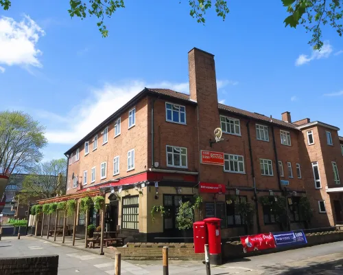 Hour Glass Hotel Hotels near Peckham