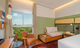 Almenat Embu Das Artes, Tapestry Collection by Hilton