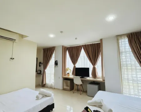 Noor Hotel Kangar Hotéis em Sena