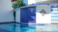 Recanto Das Andorinhas Studios - piscina