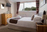 Trevarrian Lodge Hotels in Mawgan-in-Pydar