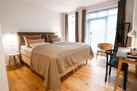 Sixtus Sinatur Hotel & Konference - Boutique