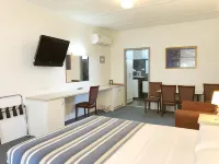 Statesman Motor Inn - Wifi