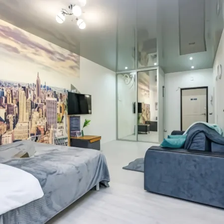 Cosmos (Космос) на улице Революции