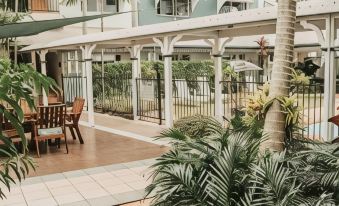 Cairns Queens Court