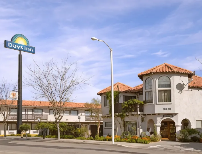 Days Inn by Wyndham Castaic Six Flags Magic Mountain