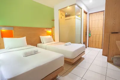 LeGreen Suite Poso Hotels in Central Jakarta