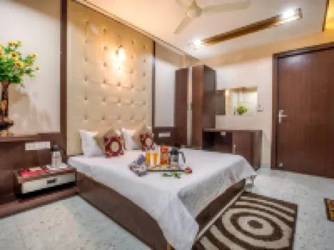 Hotel Nova Inn โรงแรมในมธุระ