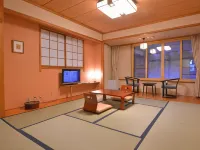 Nikko Tokinoyuu Hotels near Shinkyo Bridge