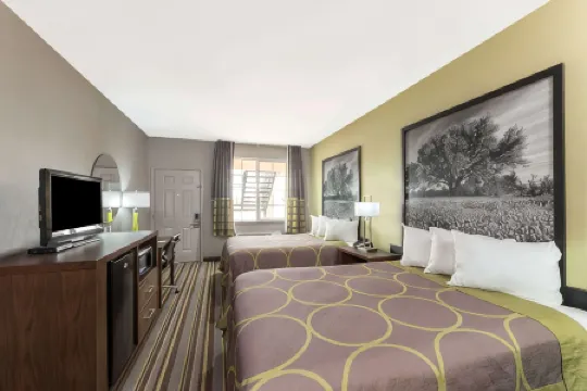 Super 8 by Wyndham Colorado City