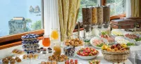 Lloyd's Baia Hotel - breakfast