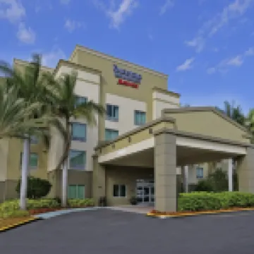 Fairfield Inn & Suites Fort Lauderdale Airport & Cruise Port Hotels near Fort Lauderdale-Hollywood International Airport Rail Station
