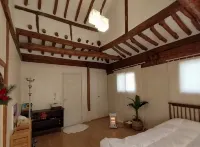 Inside of Hanok - Bungalows