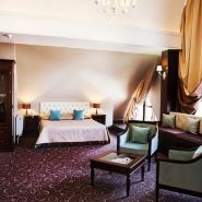 シティ & ビジネス ホテル