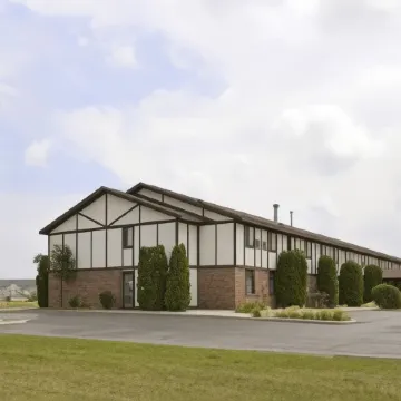 Baymont by Wyndham Oshkosh Airport